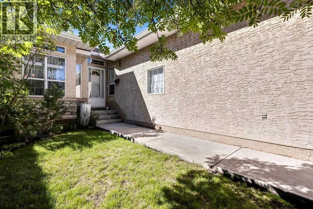 145 Sierra Morena Green SW