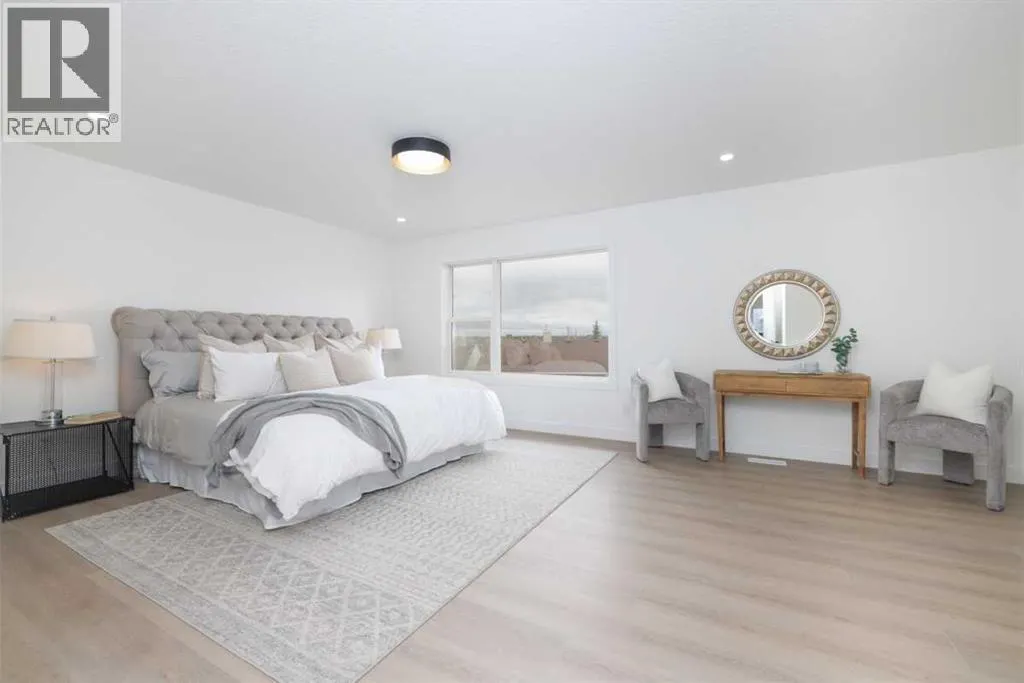 208 Coopers Hill SW