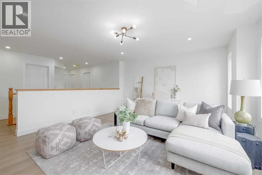 208 Coopers Hill SW