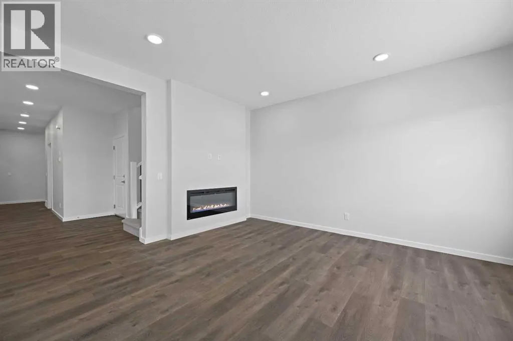 11 Heritage Link