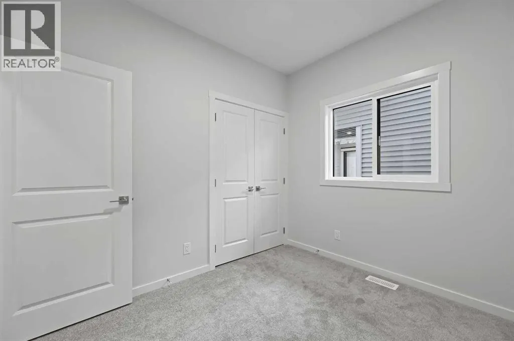11 Heritage Link