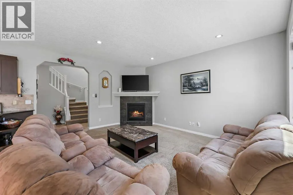 354 Kingsbury View SE