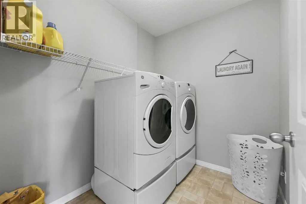 354 Kingsbury View SE