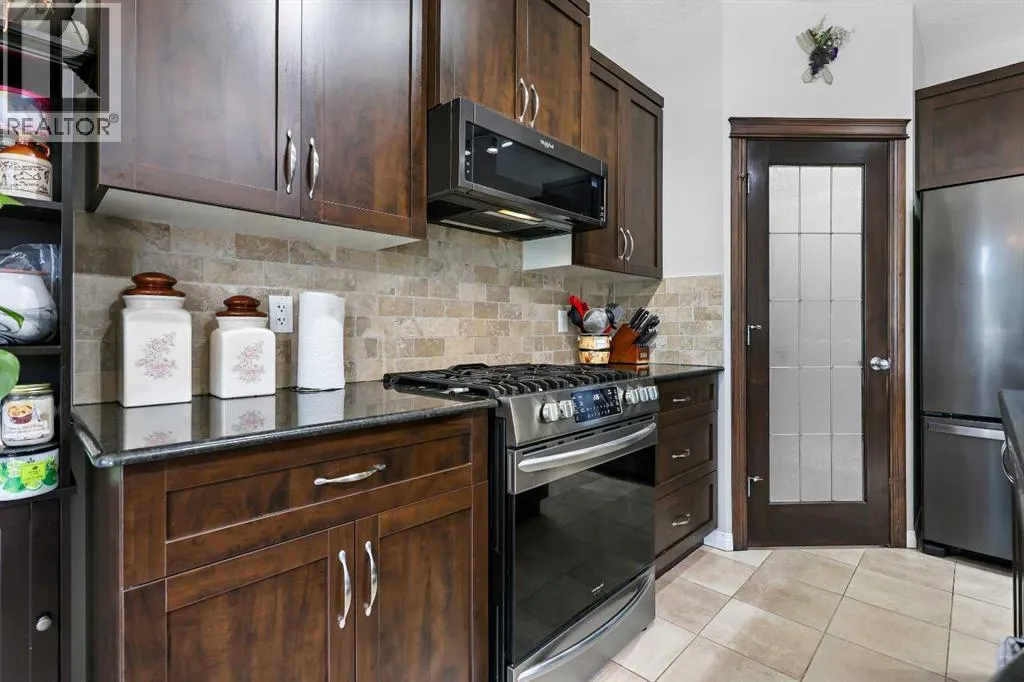 354 Kingsbury View SE