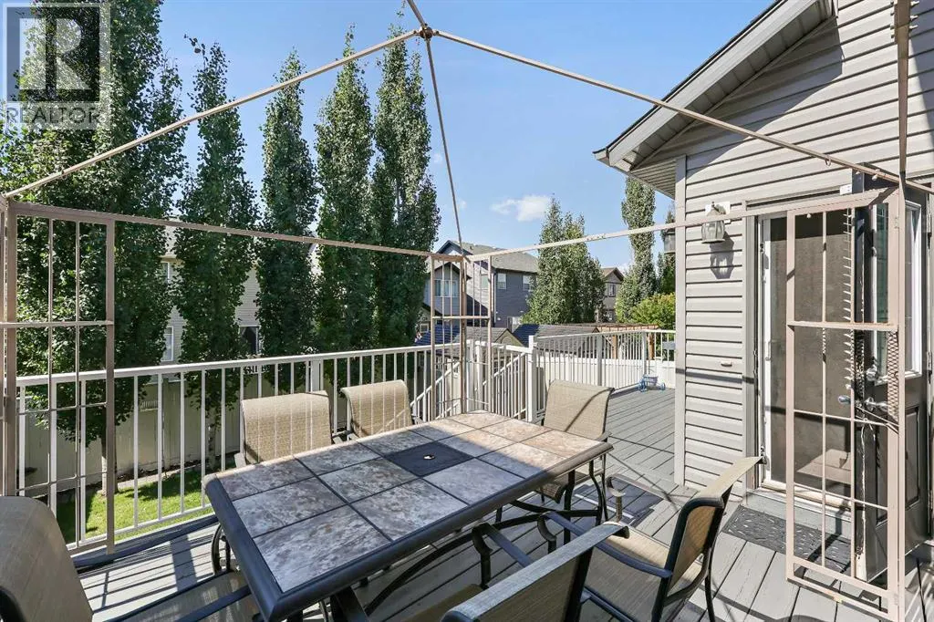 354 Kingsbury View SE