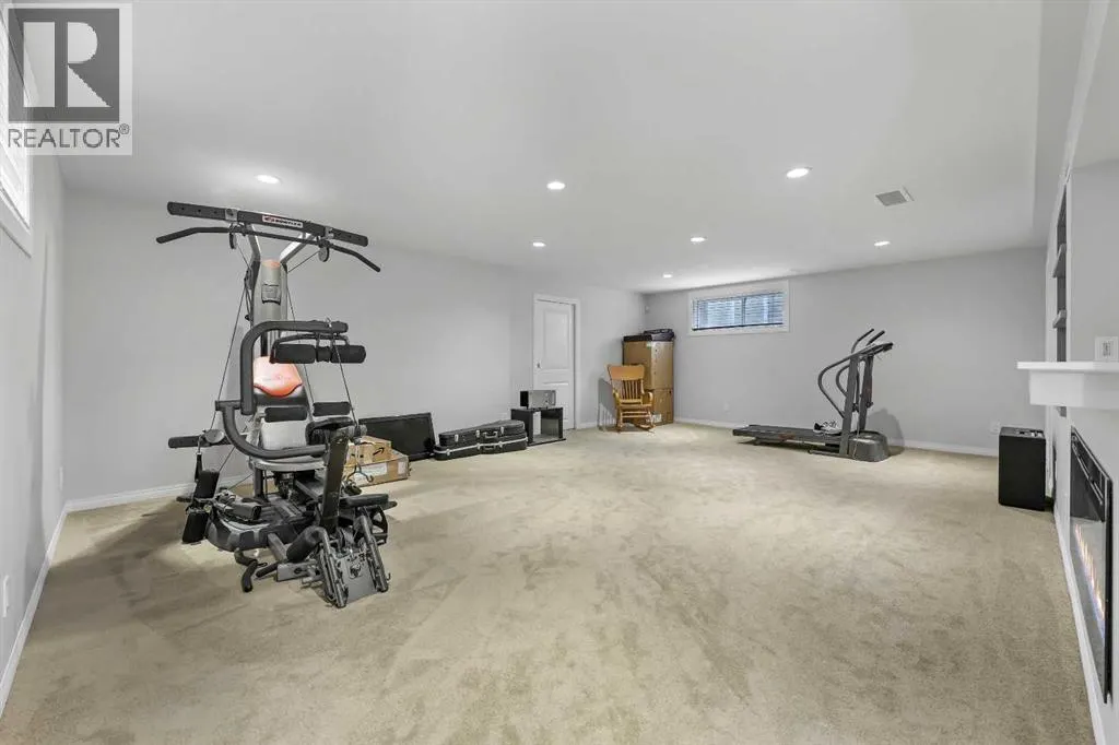 354 Kingsbury View SE