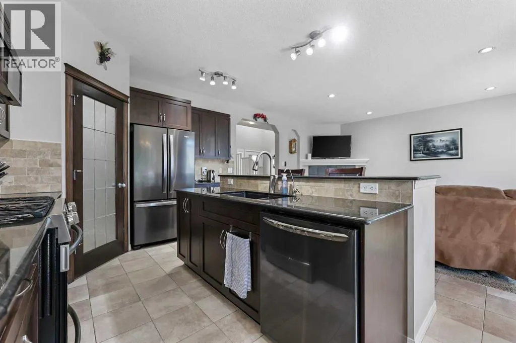 354 Kingsbury View SE
