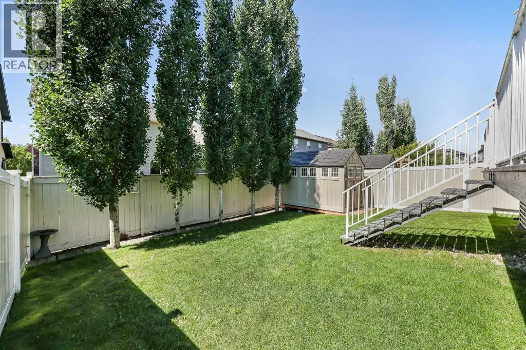 354 Kingsbury View SE