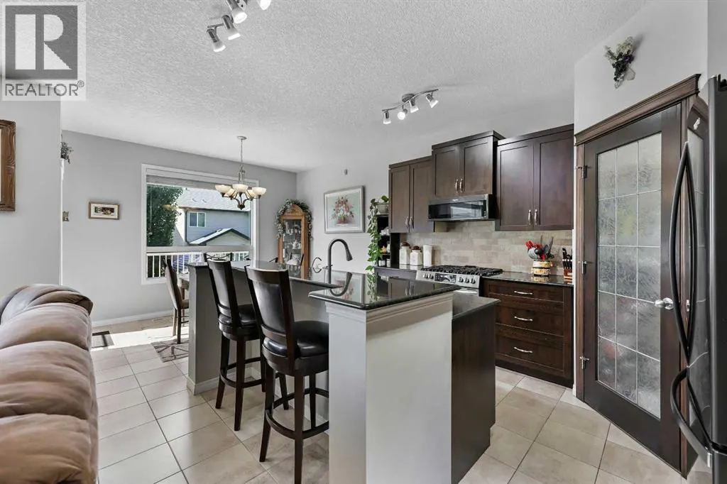 354 Kingsbury View SE
