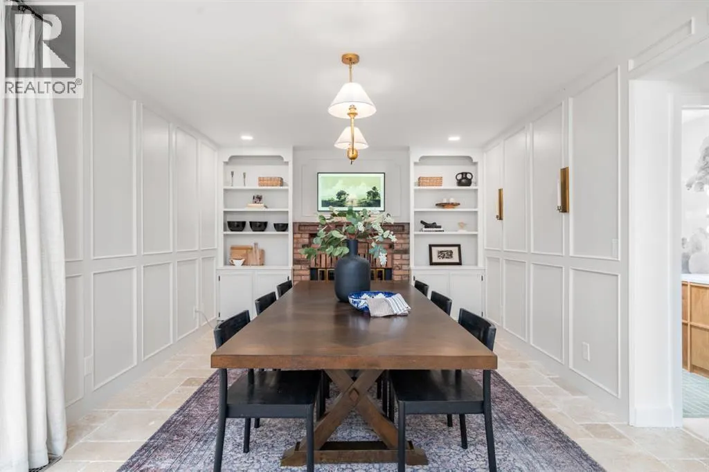 211 Hunters Place