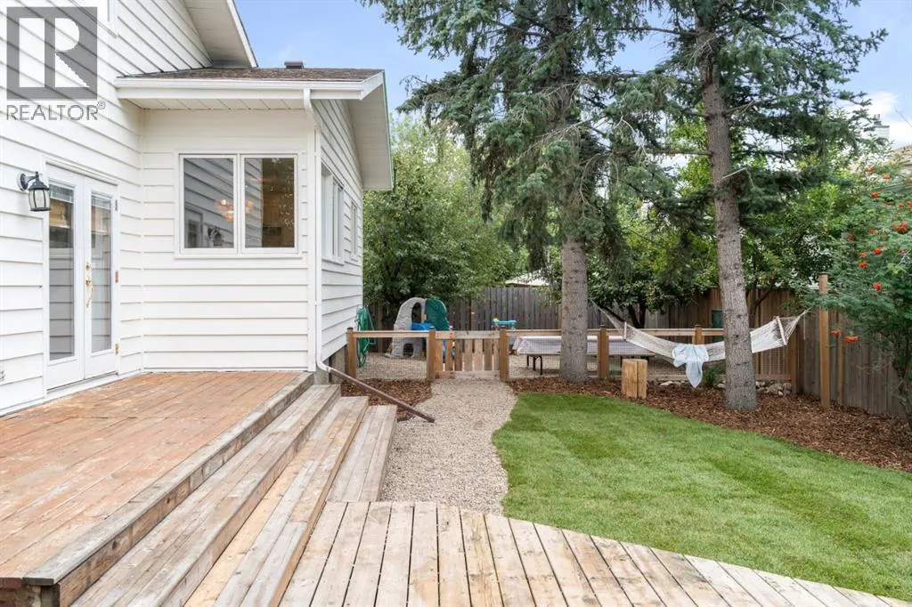 211 Hunters Place