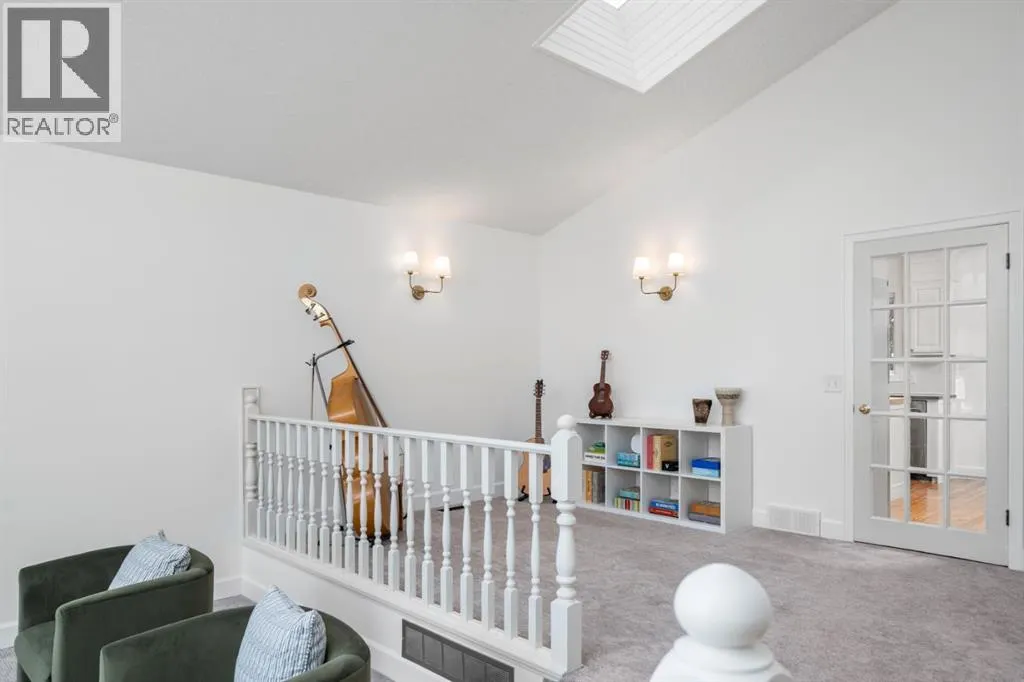 211 Hunters Place