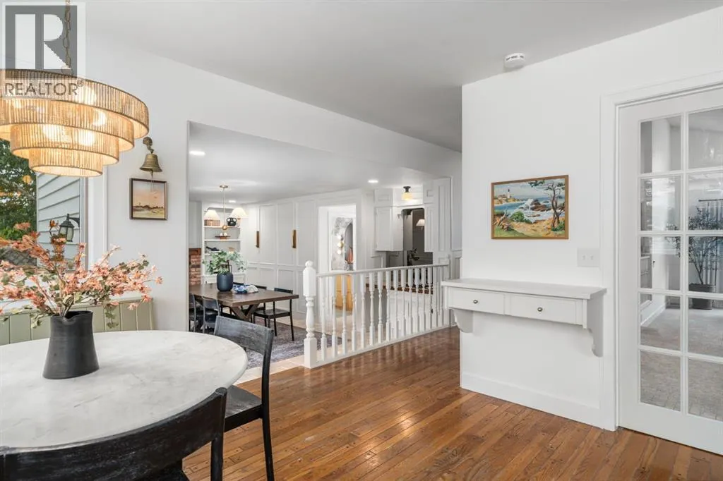 211 Hunters Place