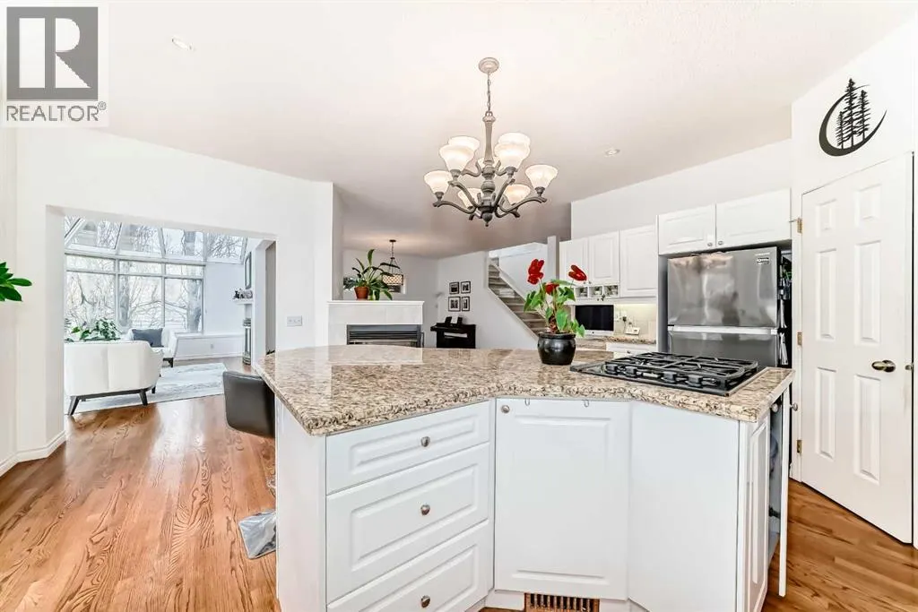 323 Sierra Madre Court SW