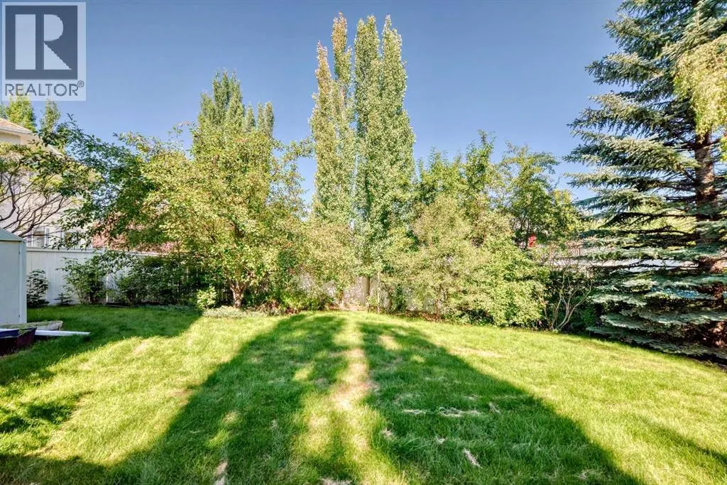 323 Sierra Madre Court SW