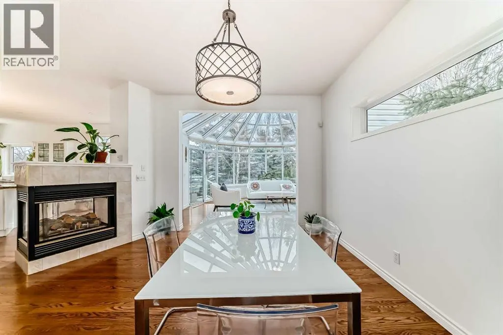 323 Sierra Madre Court SW