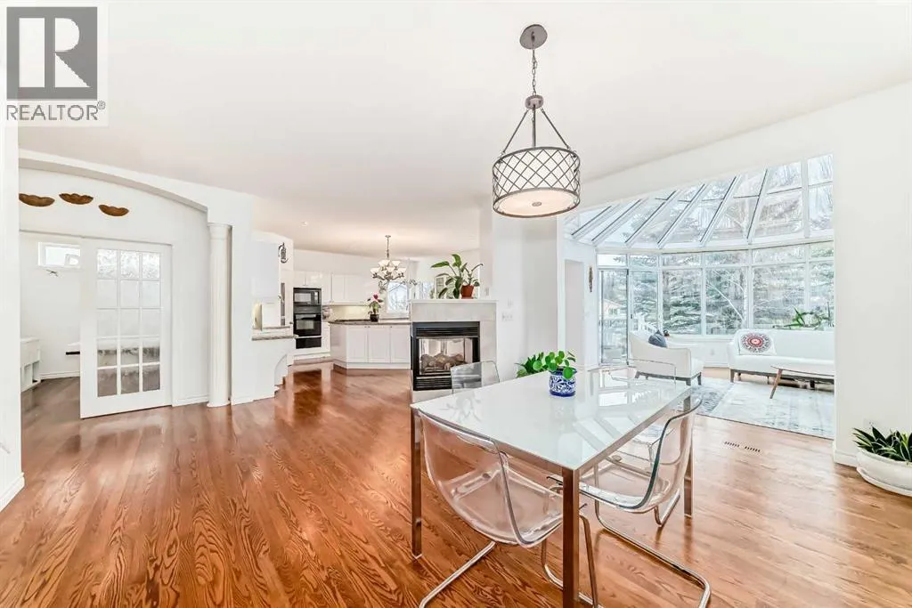 323 Sierra Madre Court SW