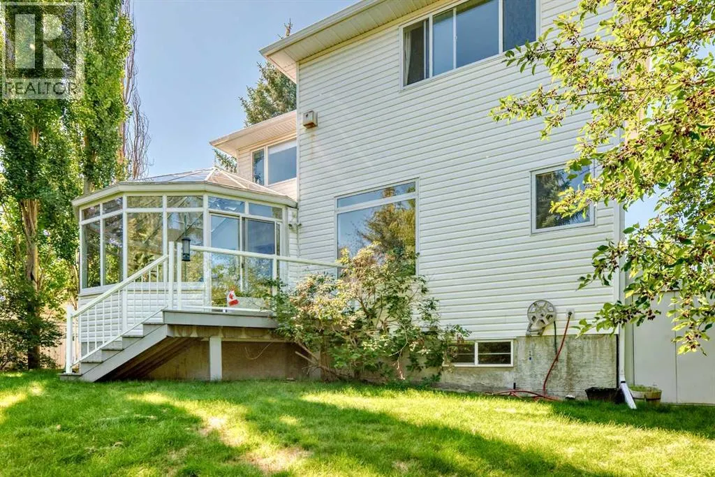 323 Sierra Madre Court SW