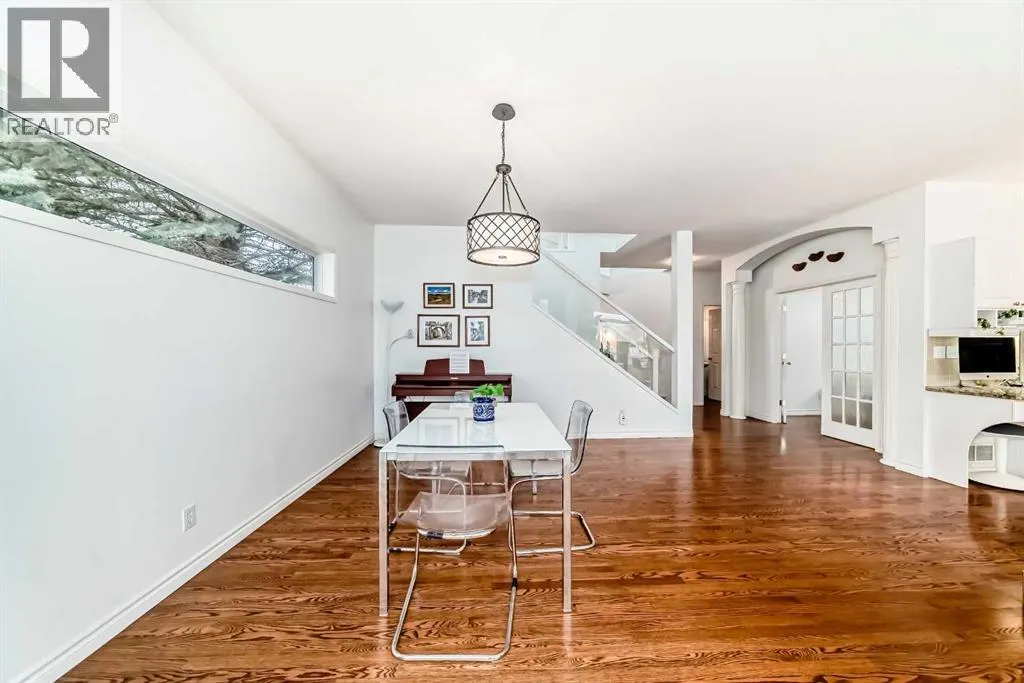 323 Sierra Madre Court SW
