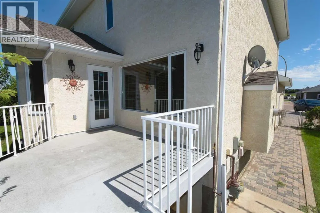 35 Park Meadows Place SE