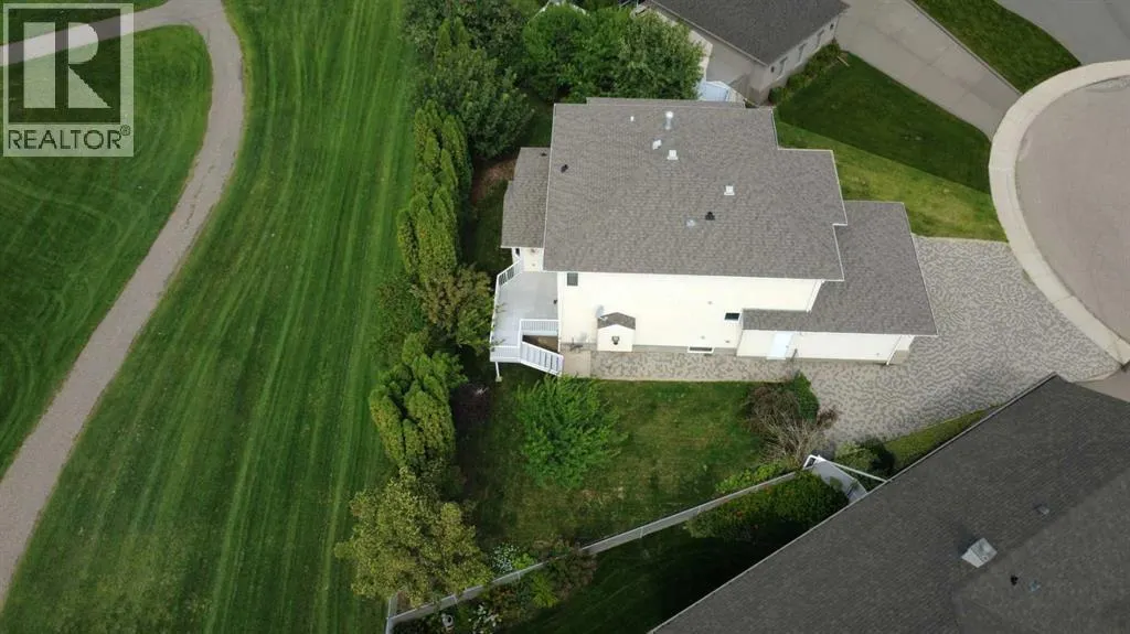 35 Park Meadows Place SE