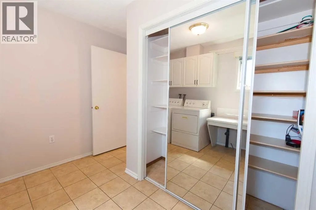 35 Park Meadows Place SE