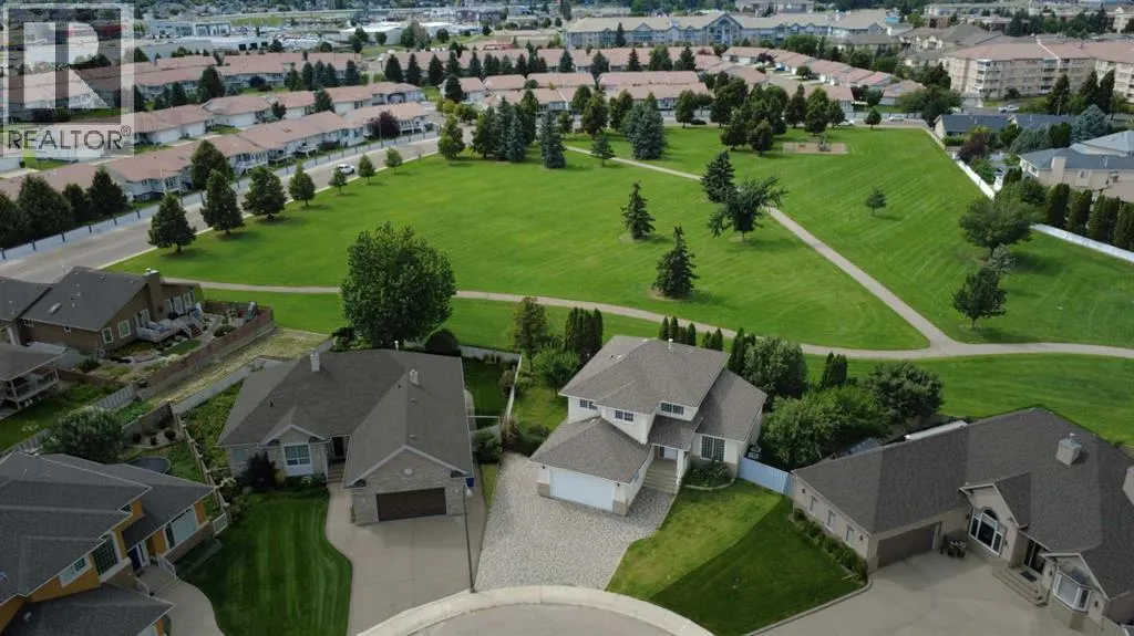 35 Park Meadows Place SE