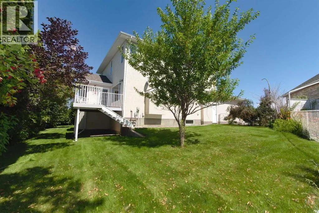 35 Park Meadows Place SE