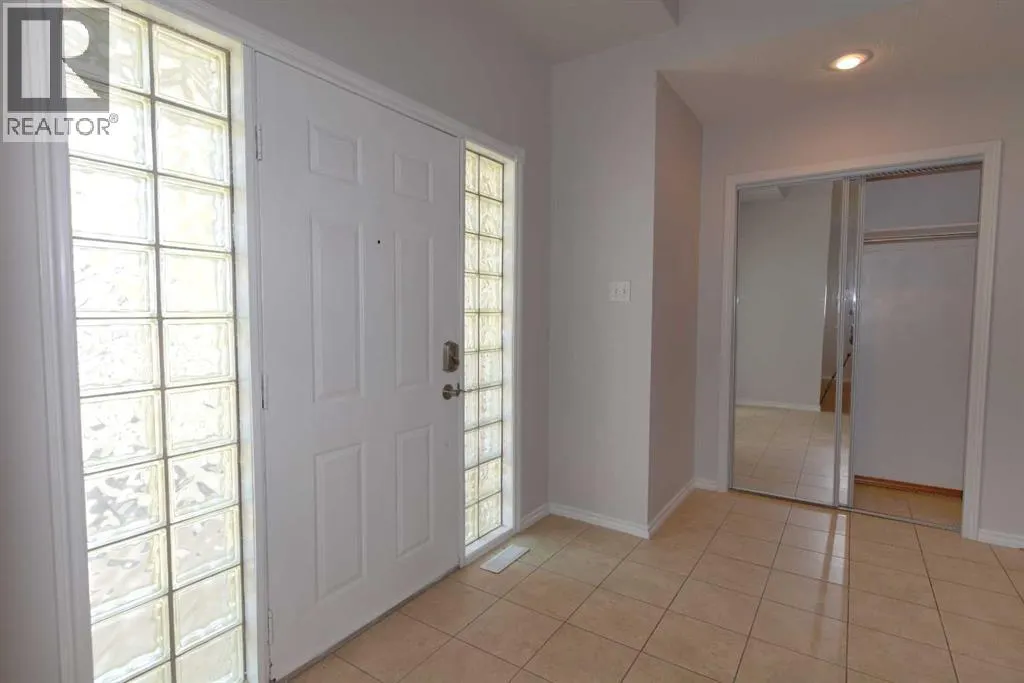 35 Park Meadows Place SE