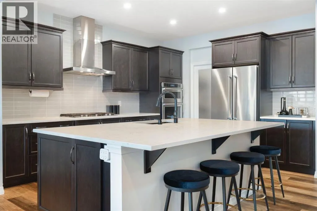 306 Corner Meadows Way NE