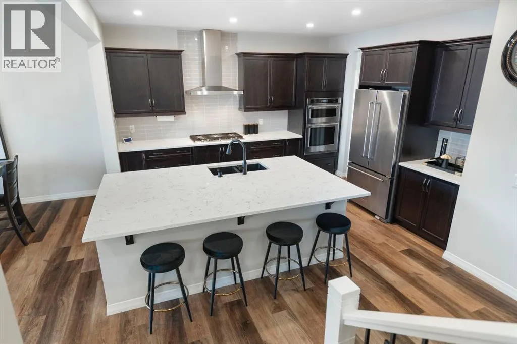 306 Corner Meadows Way NE