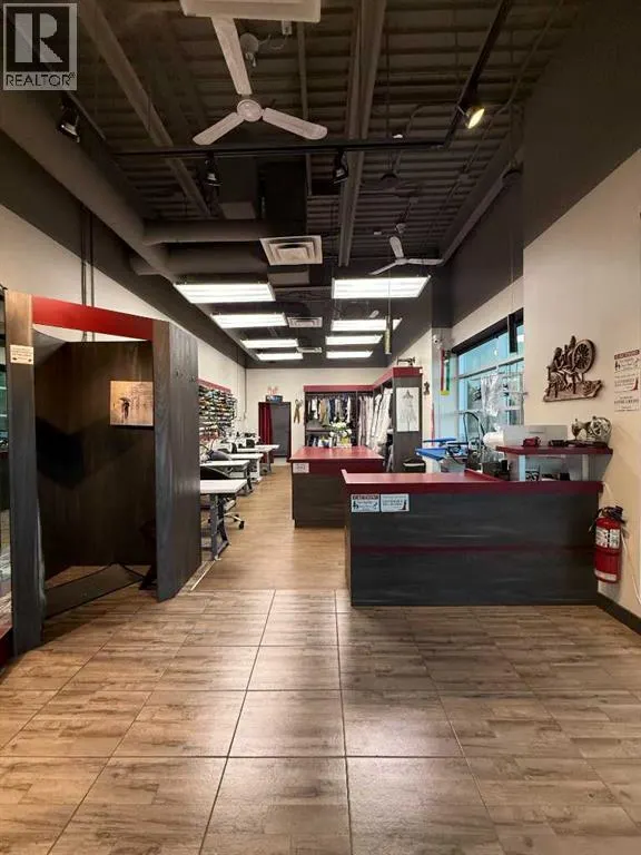 123 Alterations Lane  NW