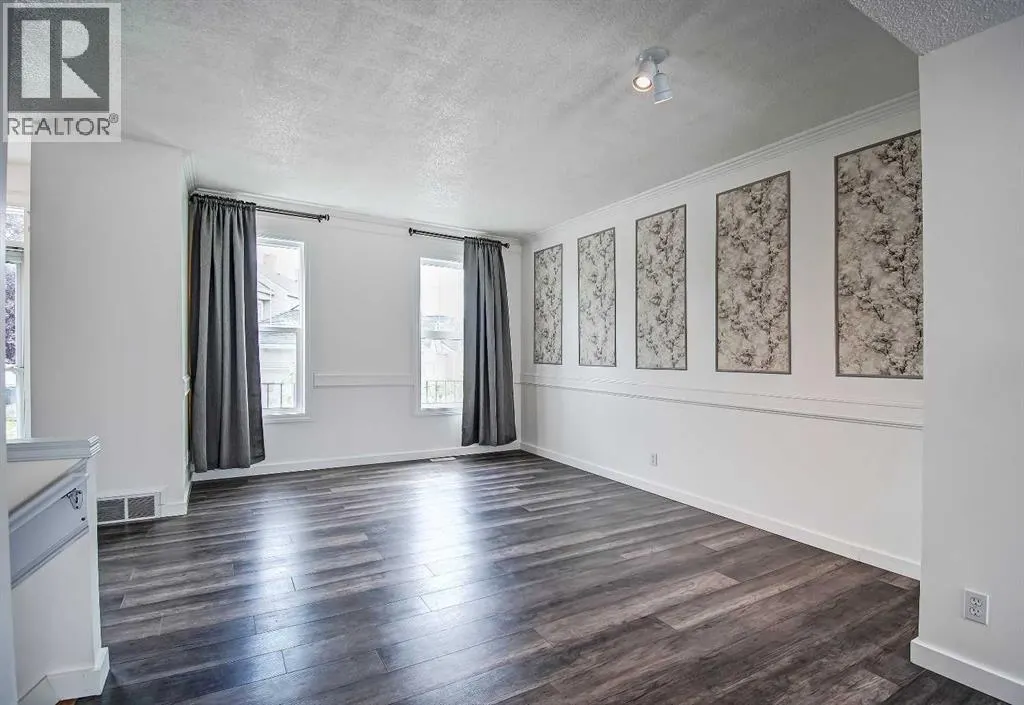22 Prestwick Gardens SE
