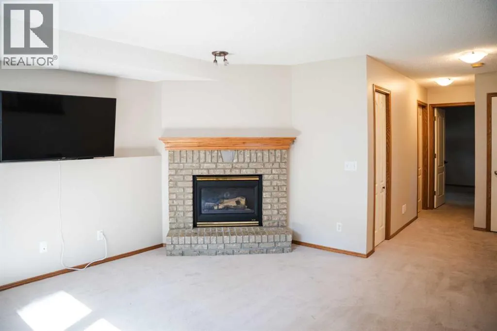 445 Rocky Ridge Bay NW