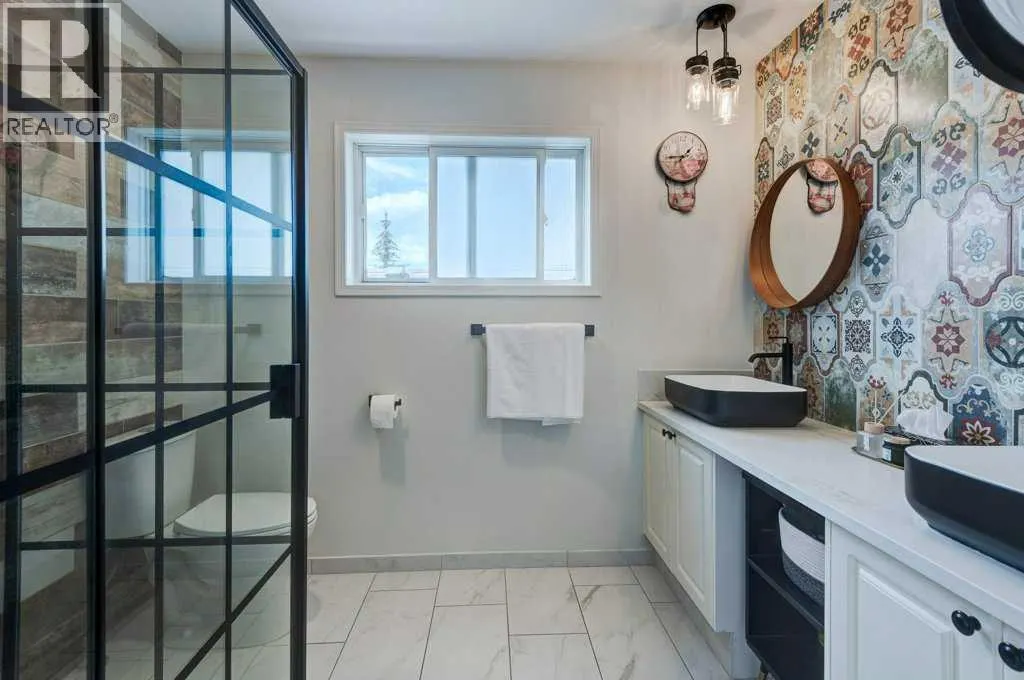 14 Somerglen Crescent SW