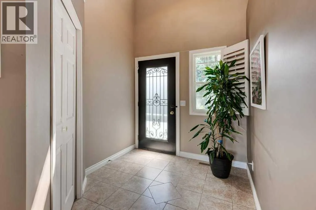 14 Somerglen Crescent SW