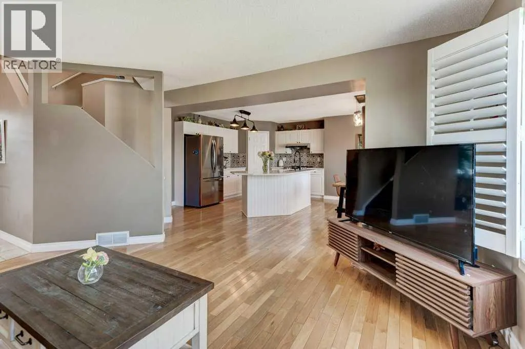 14 Somerglen Crescent SW