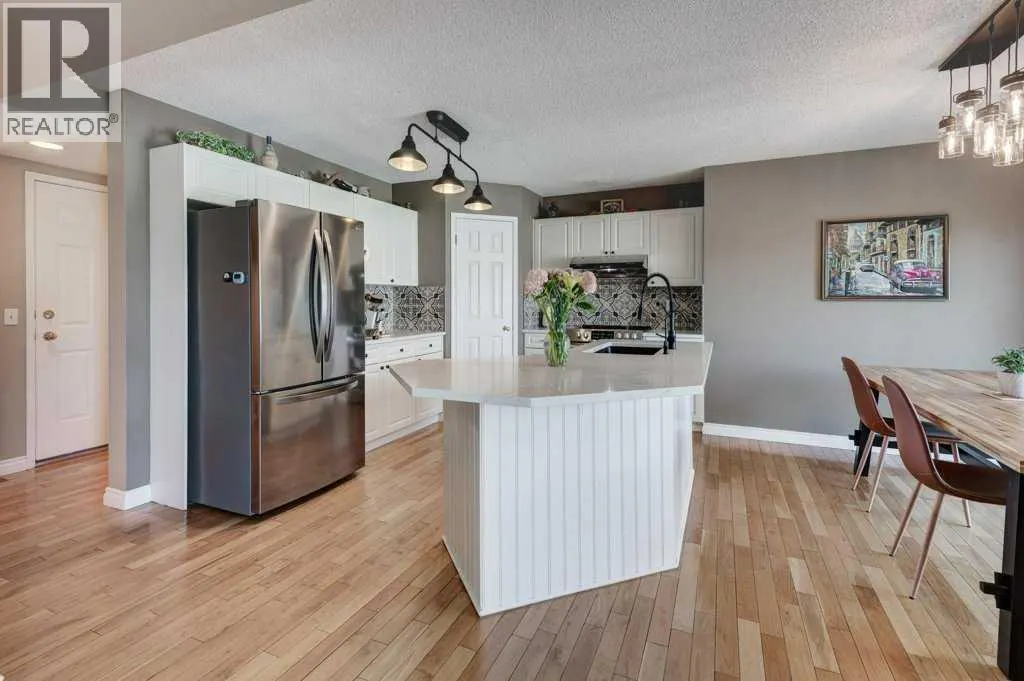 14 Somerglen Crescent SW