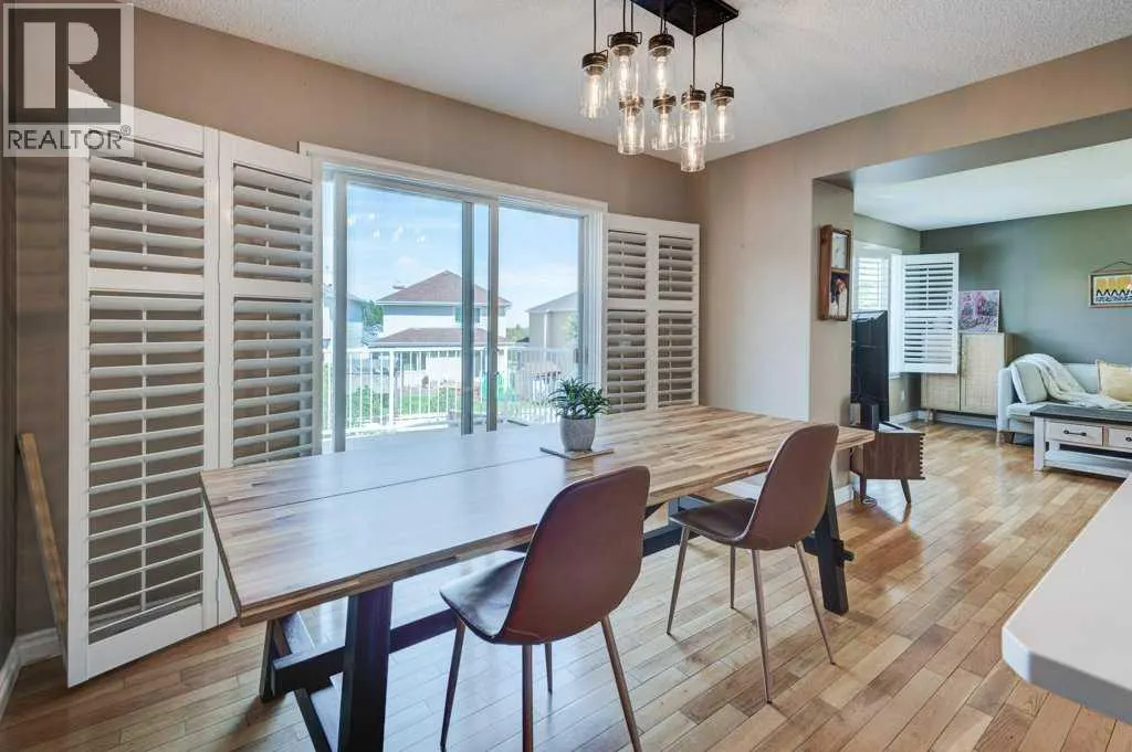 14 Somerglen Crescent SW