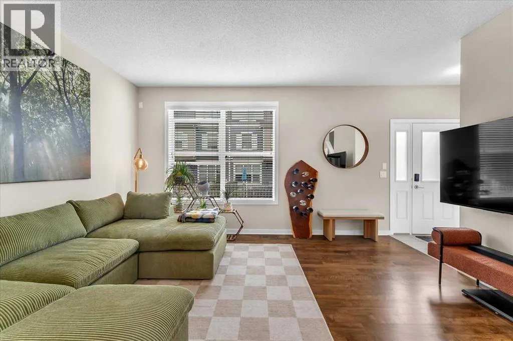 315, 10 Auburn Bay Avenue SE