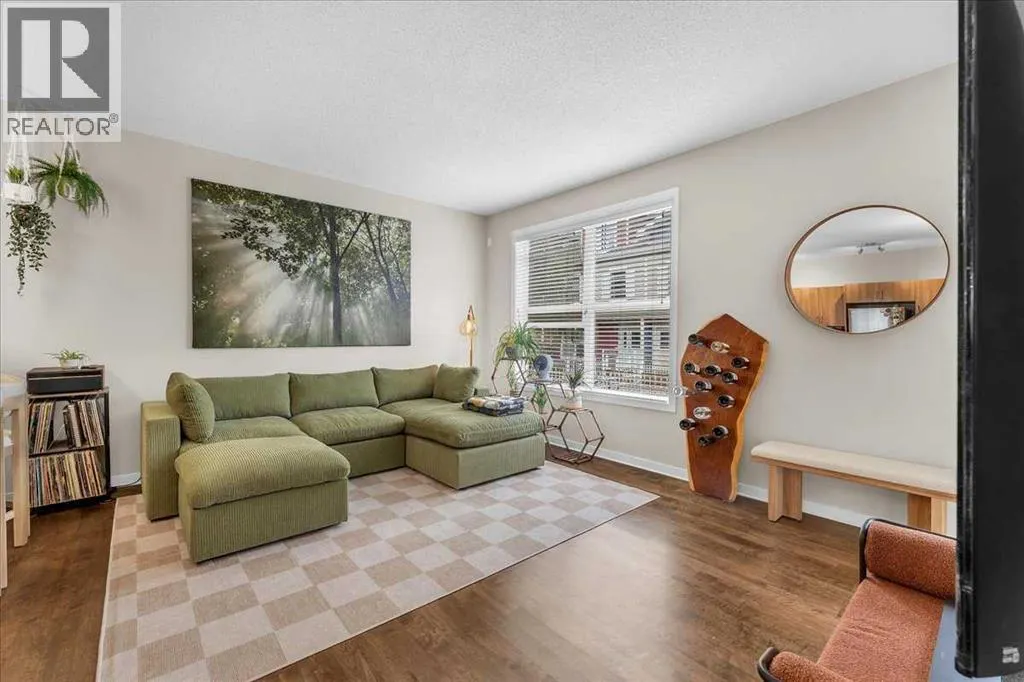 315, 10 Auburn Bay Avenue SE