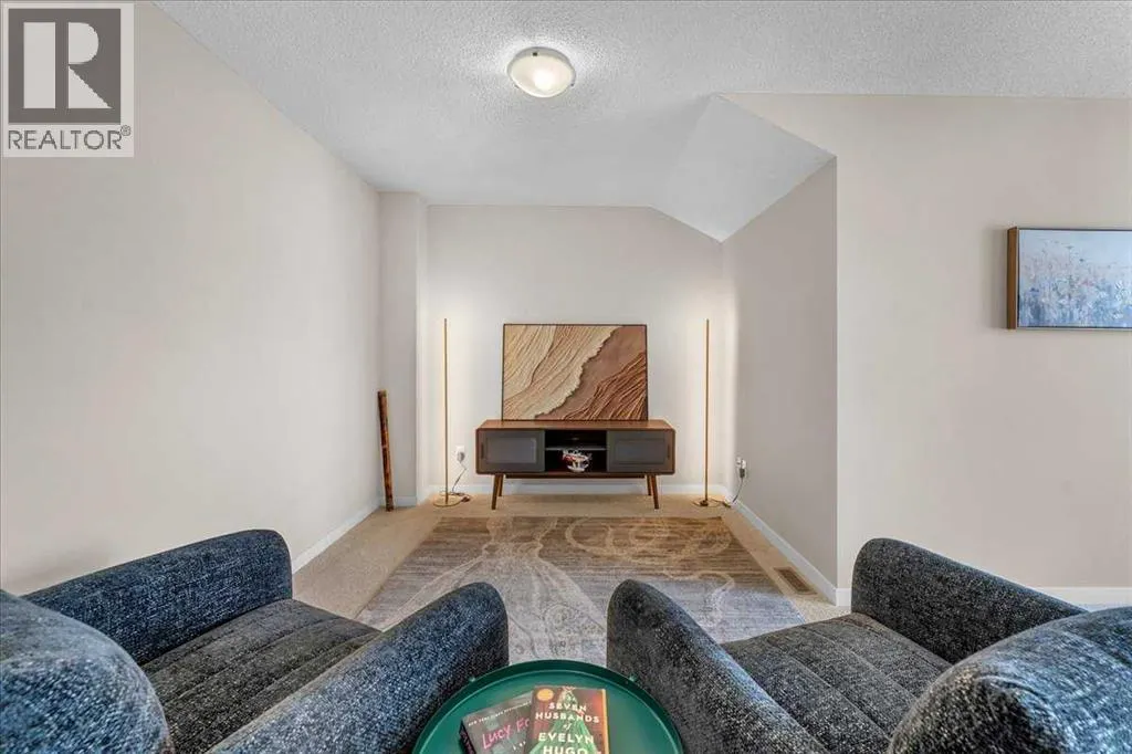 315, 10 Auburn Bay Avenue SE