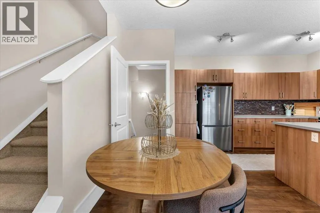 315, 10 Auburn Bay Avenue SE