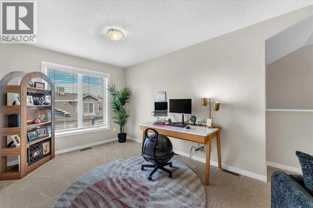 315, 10 Auburn Bay Avenue SE