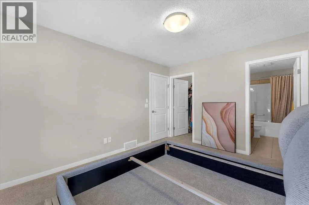 315, 10 Auburn Bay Avenue SE