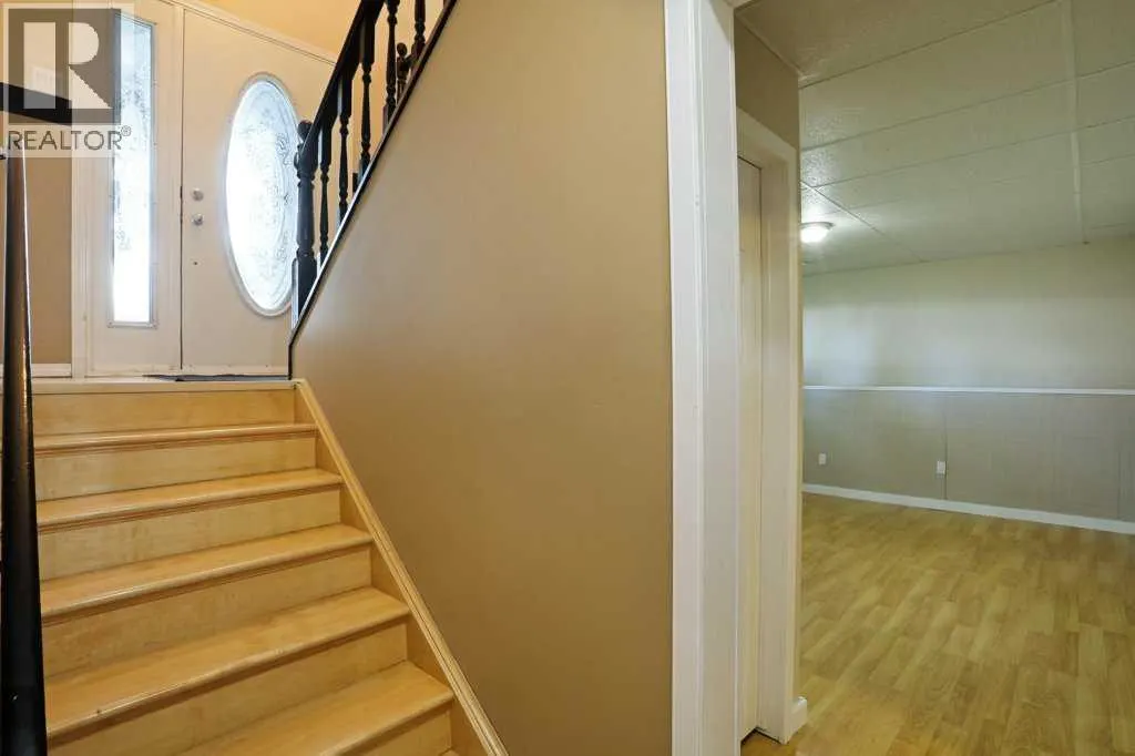 15 Westbrook Crescent W