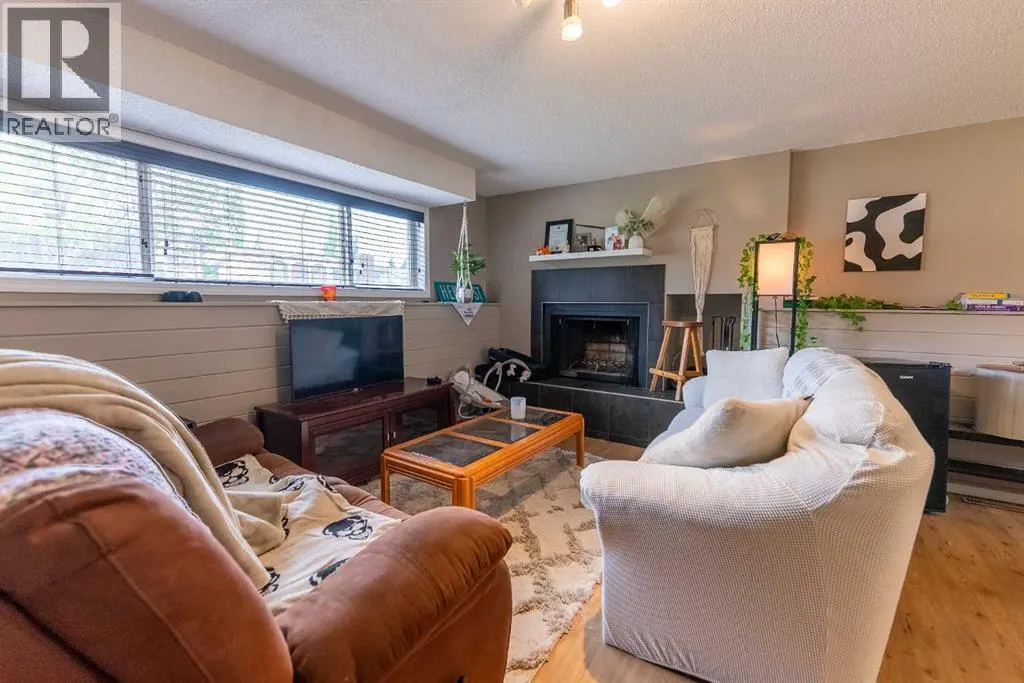 22 Nyman Crescent