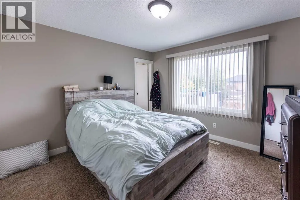 22 Nyman Crescent