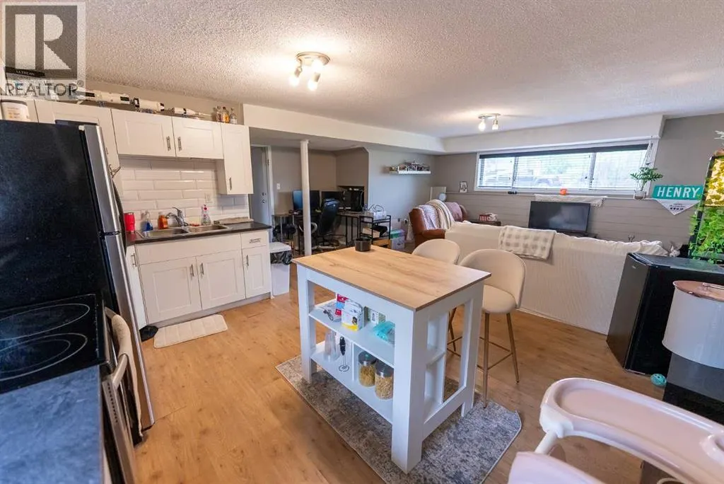 22 Nyman Crescent