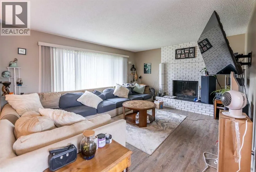 22 Nyman Crescent